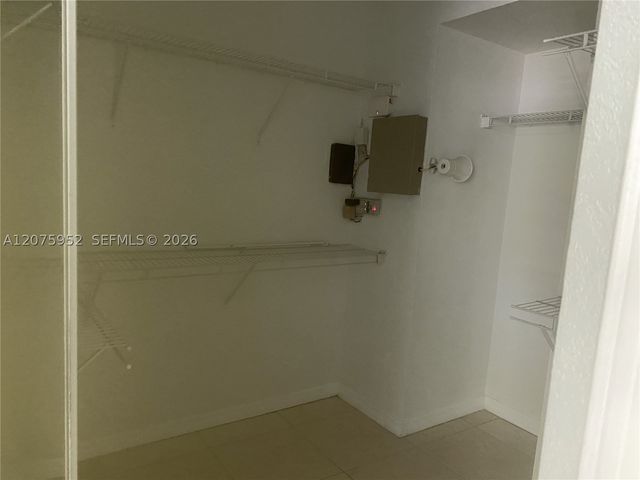 8830 W Flagler St 9, Miami, FL 33174