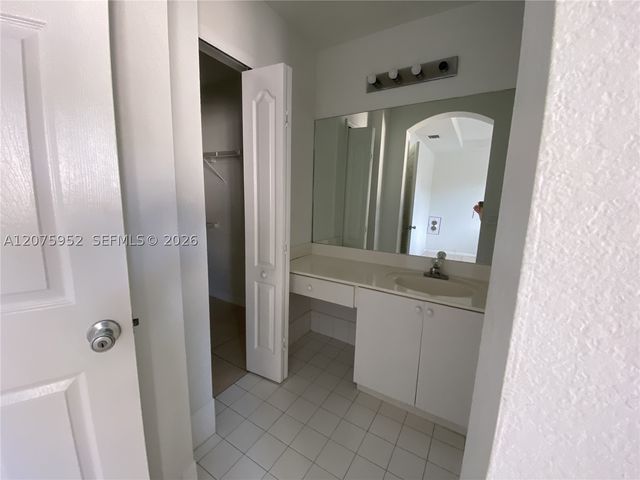 8830 W Flagler St 9, Miami, FL 33174