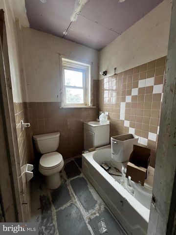 5027 OGDEN ST, Philadelphia, PA 19139