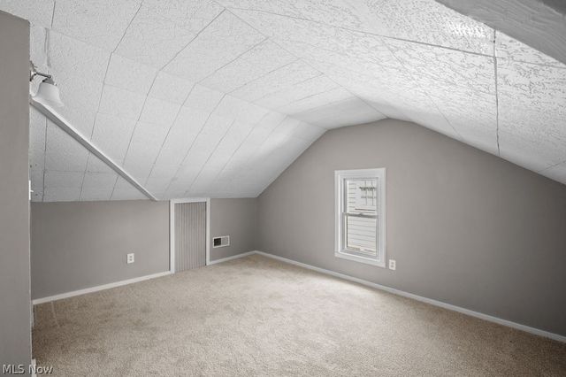 906 Lakeview Drive, Parkersburg, WV 26104