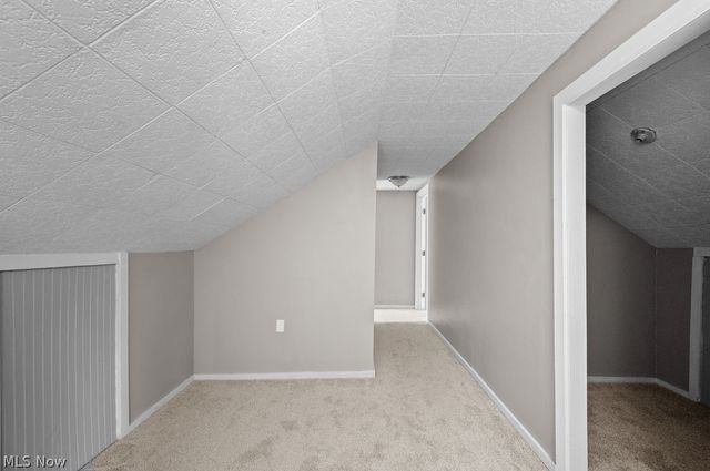 906 Lakeview Drive, Parkersburg, WV 26104