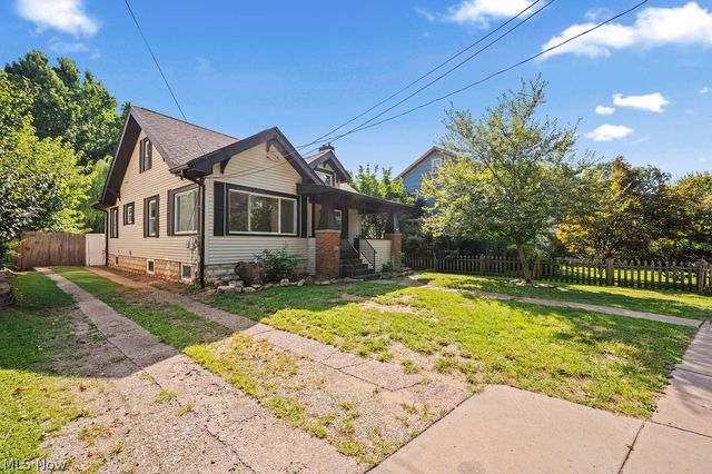 906 Lakeview Drive, Parkersburg, WV 26104