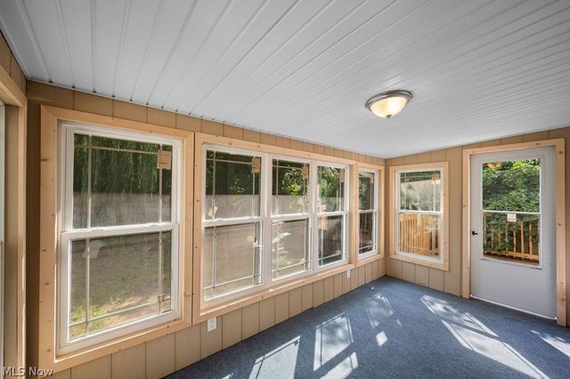 906 Lakeview Drive, Parkersburg, WV 26104