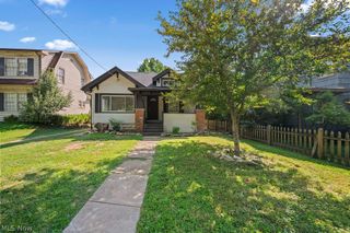 906 Lakeview Drive, Parkersburg, WV 26104