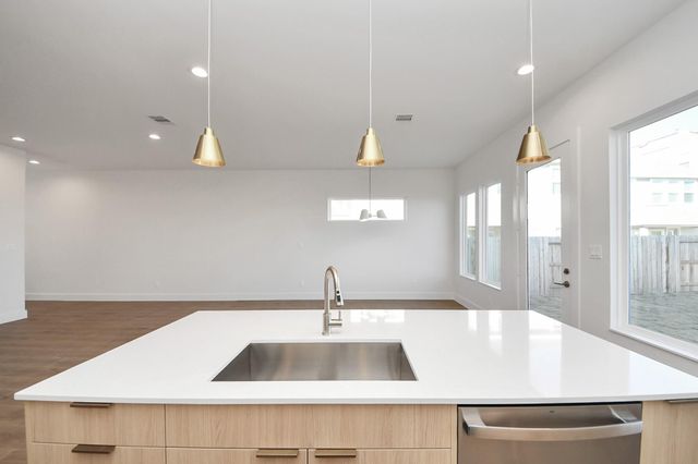 9135 Besos Lane, Houston, TX 77051