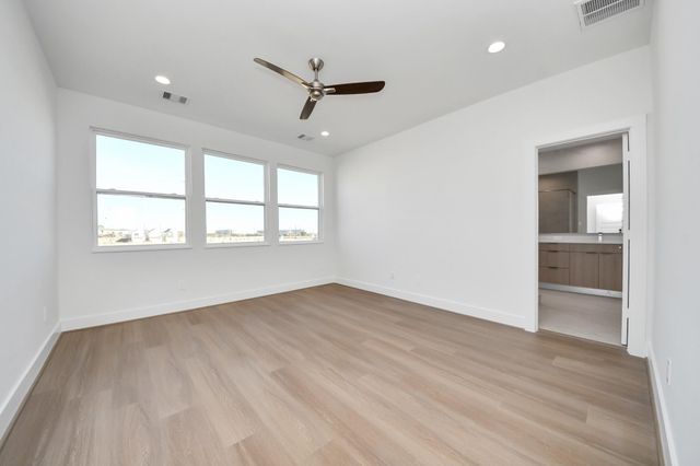 9135 Besos Lane, Houston, TX 77051