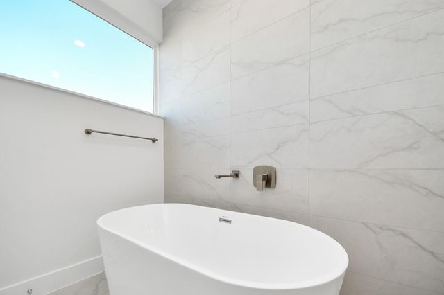 9135 Besos Lane, Houston, TX 77051