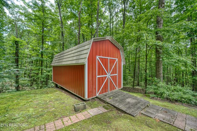 130 Pleasantview Drive, Harriman, TN 37748