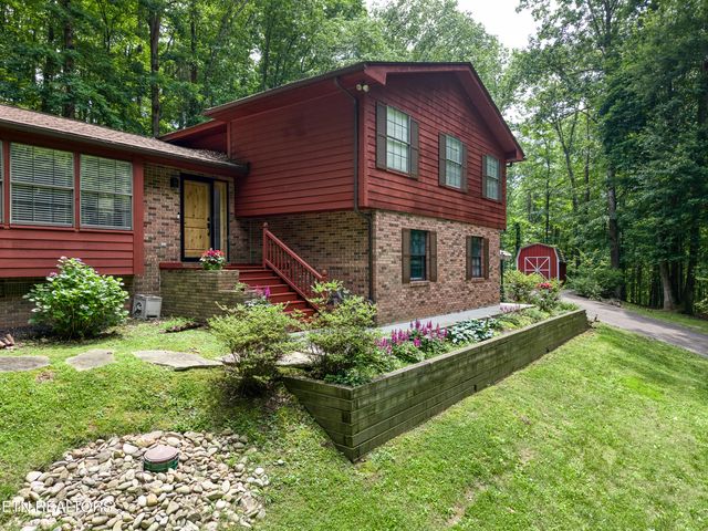 130 Pleasantview Drive, Harriman, TN 37748