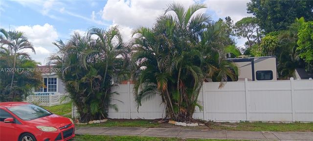 4331 SW 23rd Court, Fort Lauderdale, FL 33317
