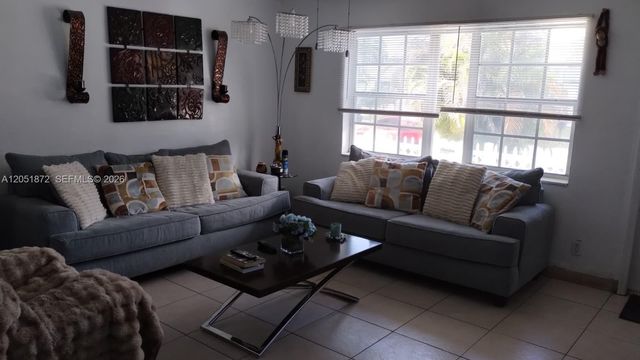 4331 SW 23rd Court, Fort Lauderdale, FL 33317