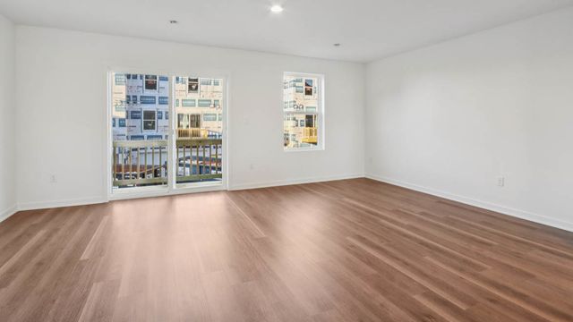 921 Briar Glen Court, Hampshire, IL 60140