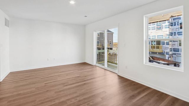 921 Briar Glen Court, Hampshire, IL 60140