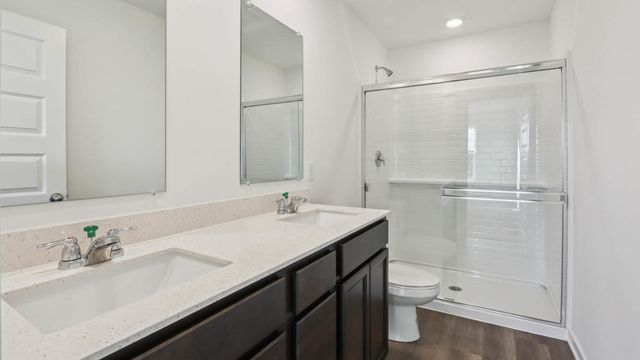 921 Briar Glen Court, Hampshire, IL 60140