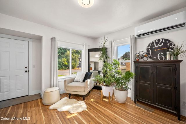 1039 N 16th ST, Coeur D'alene, ID 83814