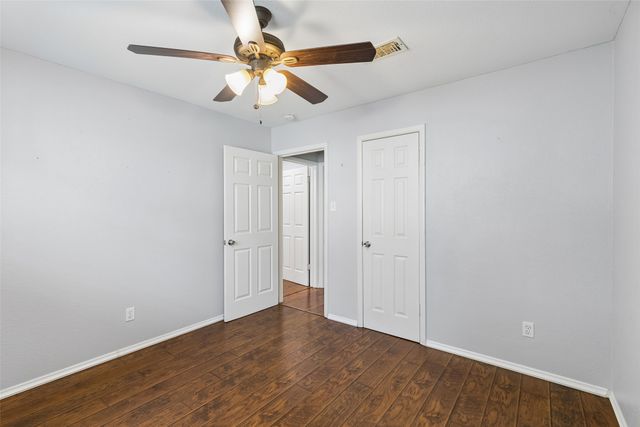 5437 Greenwood Way, North Richland Hills, TX 76180