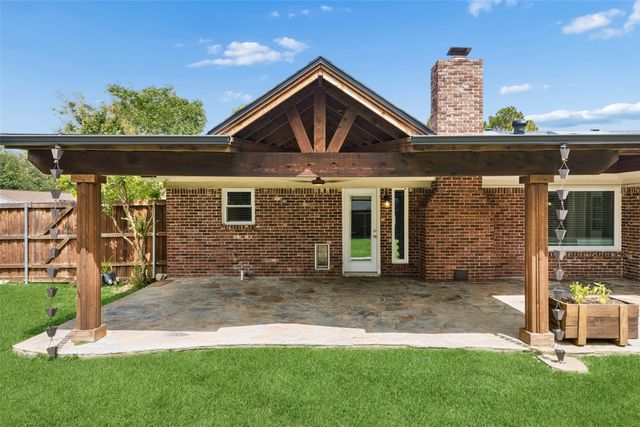 5437 Greenwood Way, North Richland Hills, TX 76180