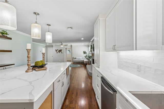 5437 Greenwood Way, North Richland Hills, TX 76180