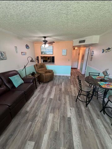 2770 S Garden Drive 107, Lake Worth Beach, FL 33461