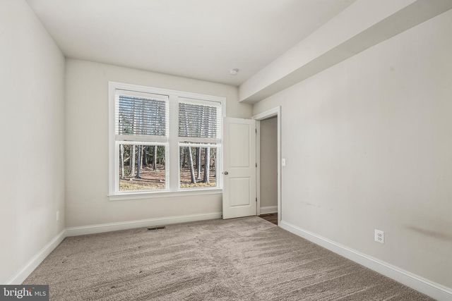 6201 CARTERS GROVE DR, Manassas, VA 20112