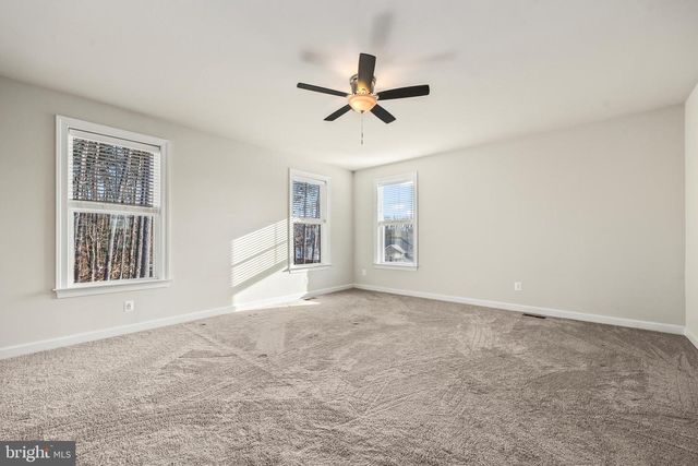 6201 CARTERS GROVE DR, Manassas, VA 20112