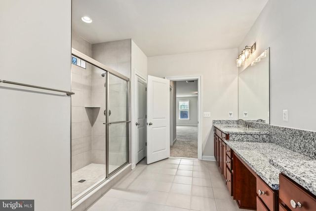 6201 CARTERS GROVE DR, Manassas, VA 20112