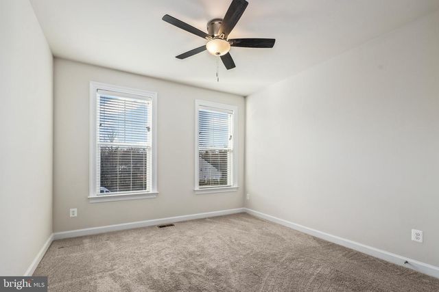 6201 CARTERS GROVE DR, Manassas, VA 20112