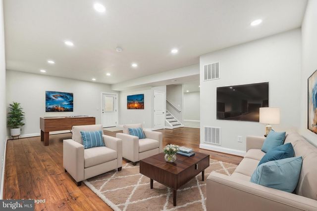 6201 CARTERS GROVE DR, Manassas, VA 20112