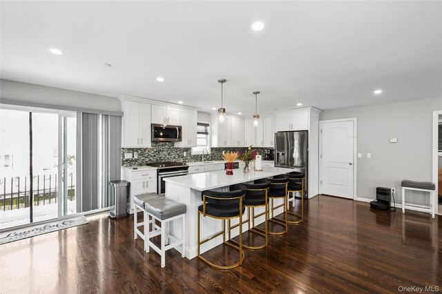 663 Arthur Street, Baldwin, NY 11510