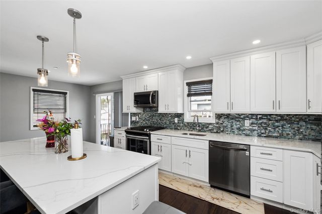 663 Arthur Street, Baldwin, NY 11510