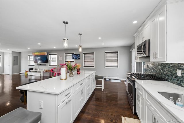 663 Arthur Street, Baldwin, NY 11510