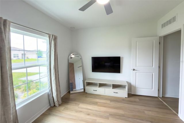 374 PINE TREE BRIDGE TRAIL, St Cloud, FL 34772