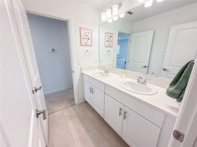 374 PINE TREE BRIDGE TRAIL, St Cloud, FL 34772