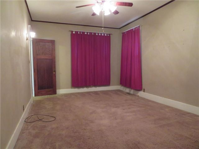 310 E Kaskaskia Street, Paola, KS 66071