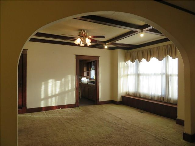 310 E Kaskaskia Street, Paola, KS 66071