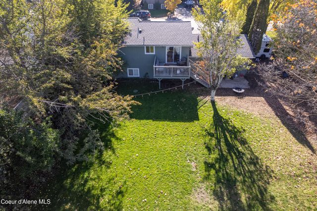 1909 W James Crowe DR, Hayden, ID 83835