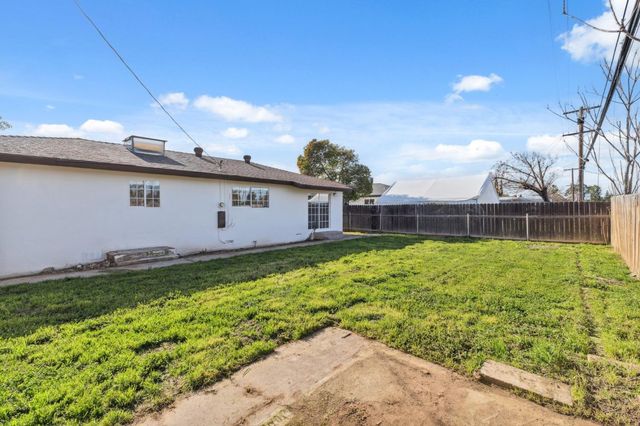 4366 N Holt, Fresno, CA 93705