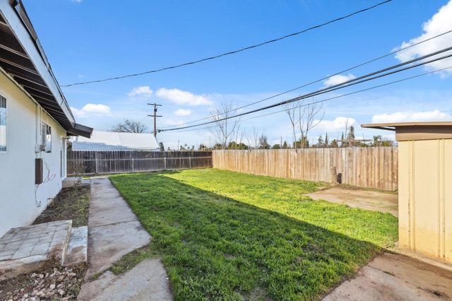 4366 N Holt, Fresno, CA 93705