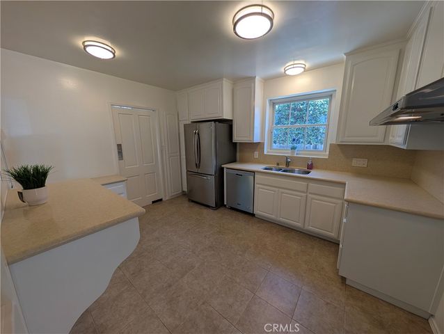 582 N Sunnyslope, Pasadena, CA 91107