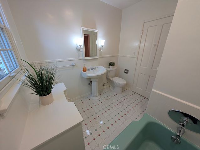 582 N Sunnyslope, Pasadena, CA 91107