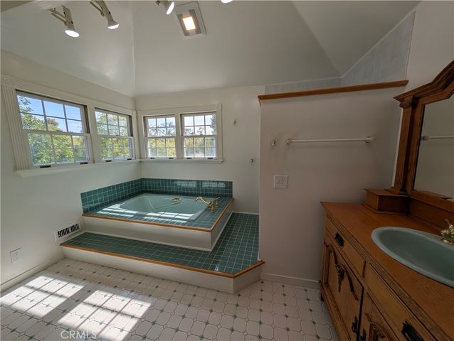 582 N Sunnyslope, Pasadena, CA 91107