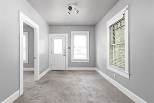 2102 Brackenridge ST B, Austin, TX 78704