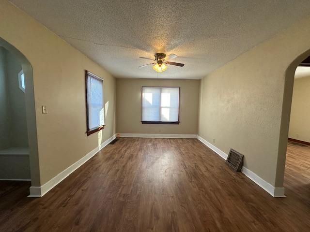 905 9th Avenue SW, Austin, MN 55912