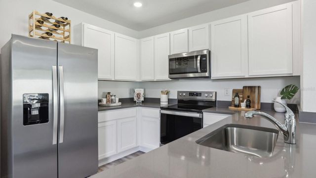 422 WARM HERON PLACE, Ruskin, FL 33570