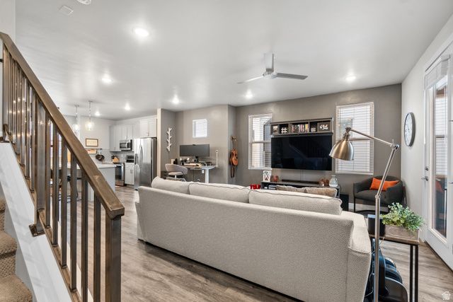 11362 S WILLOW WALK DR, South Jordan, UT 84009