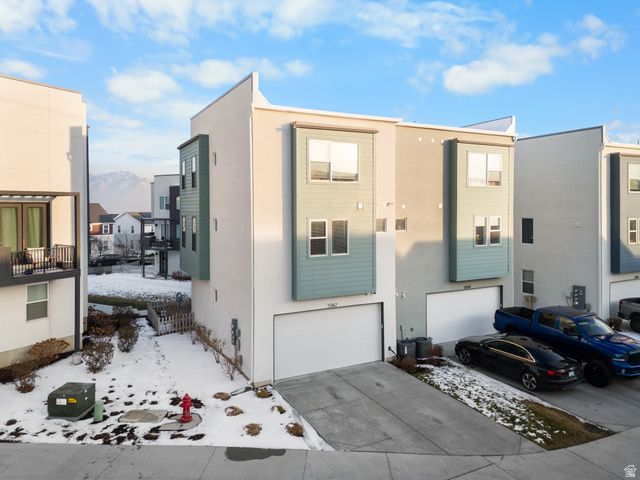 11362 S WILLOW WALK DR, South Jordan, UT 84009