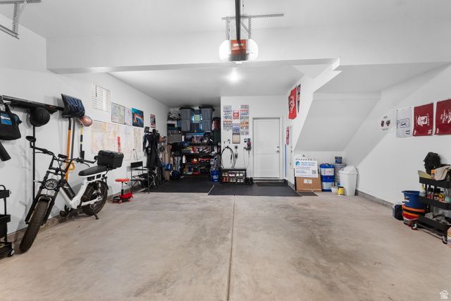 11362 S WILLOW WALK DR, South Jordan, UT 84009