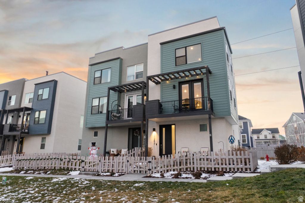 11362 S WILLOW WALK DR, South Jordan, UT 84009