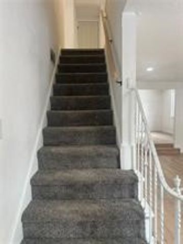 4623 E Willock Rd, Whitehall, PA 15227