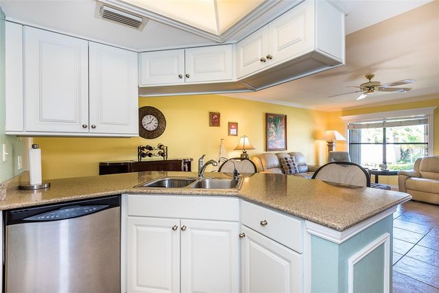 3256 WHITE IBIS COURT 425, Punta Gorda, FL 33950